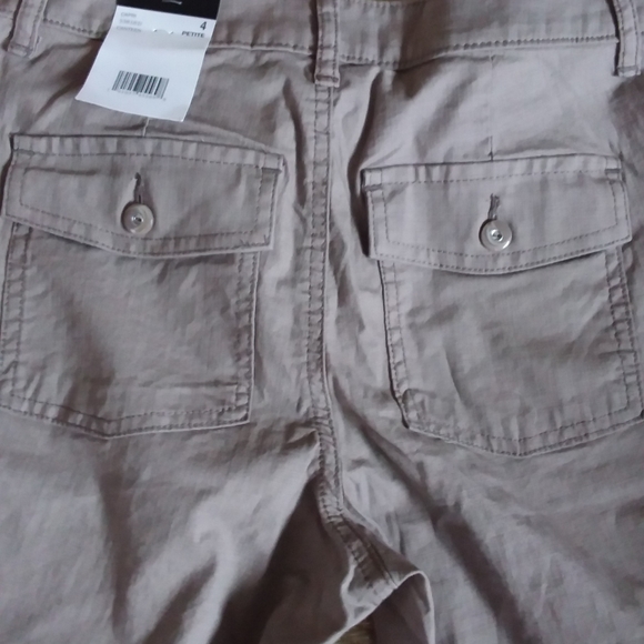 NWT Lee Capris - Picture 9 of 13